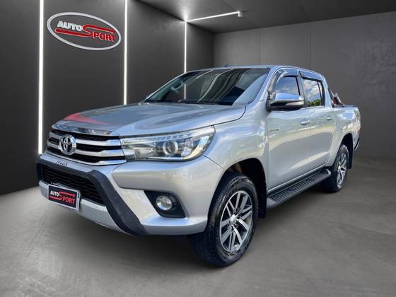 TOYOTA HILUX 2.8 SRX 4X4 CD 16V DIESEL 4P AUTOMÁTICO
